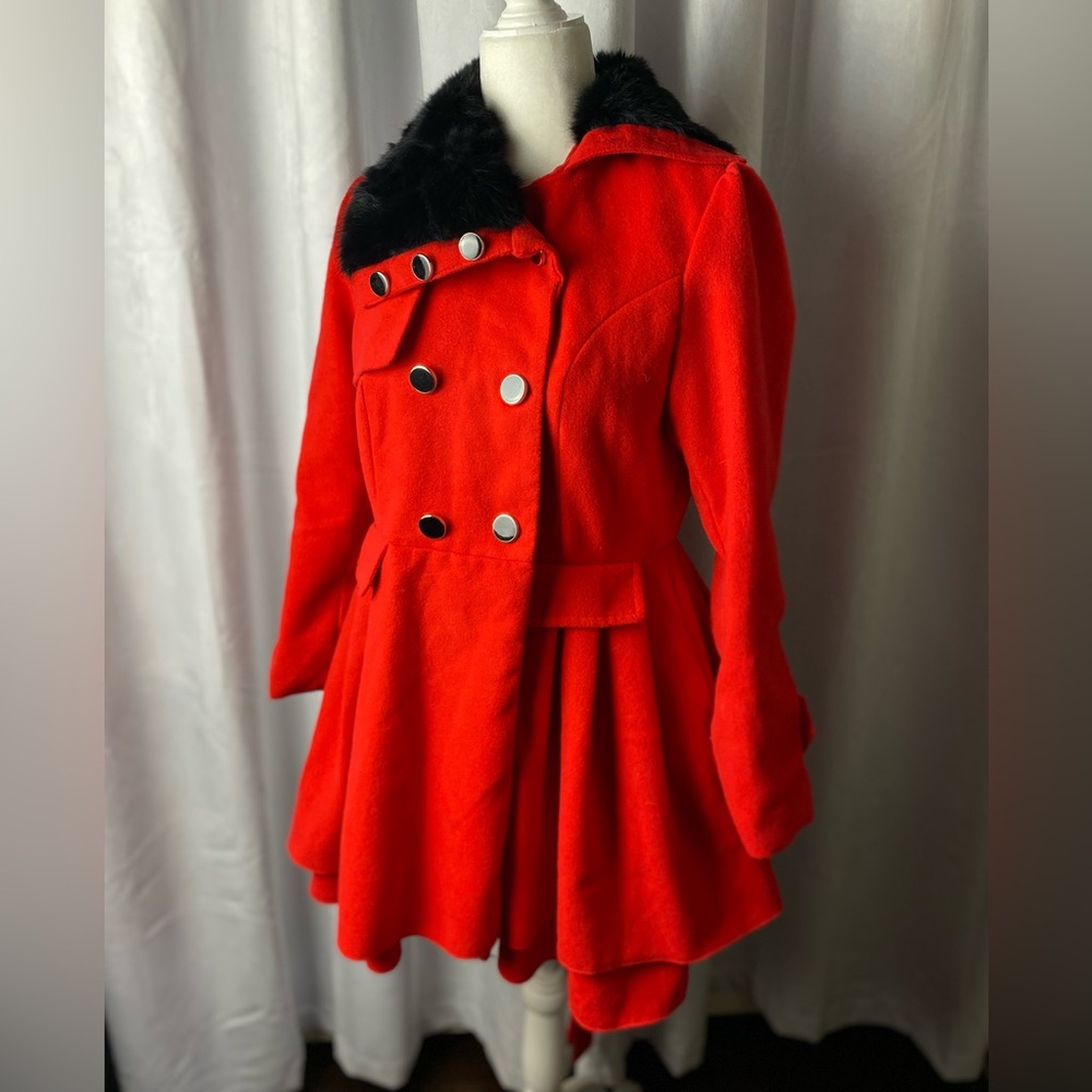 XIAN XIAN red coat.